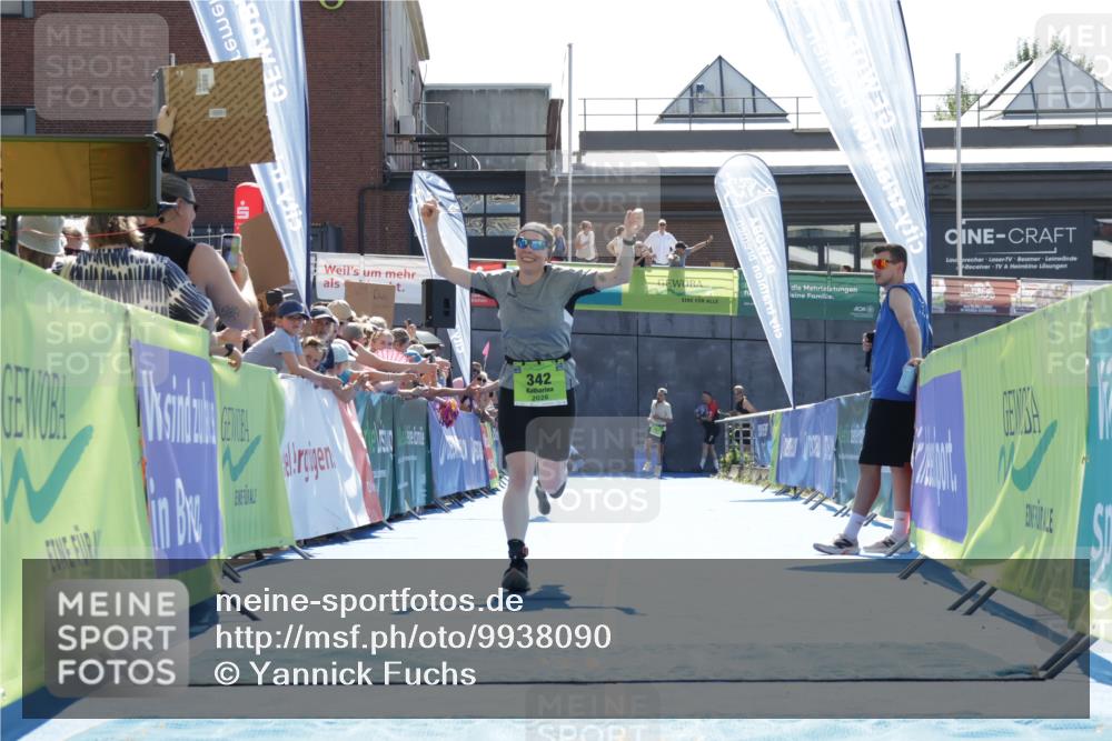 09.08.2026 - GEWOBA Citytriathlon Bremen Yannick Fuchs http://msf.ph/oto/9938090 09.08.2026 15:23:36 Ziel 342 meine-sportfotos.de