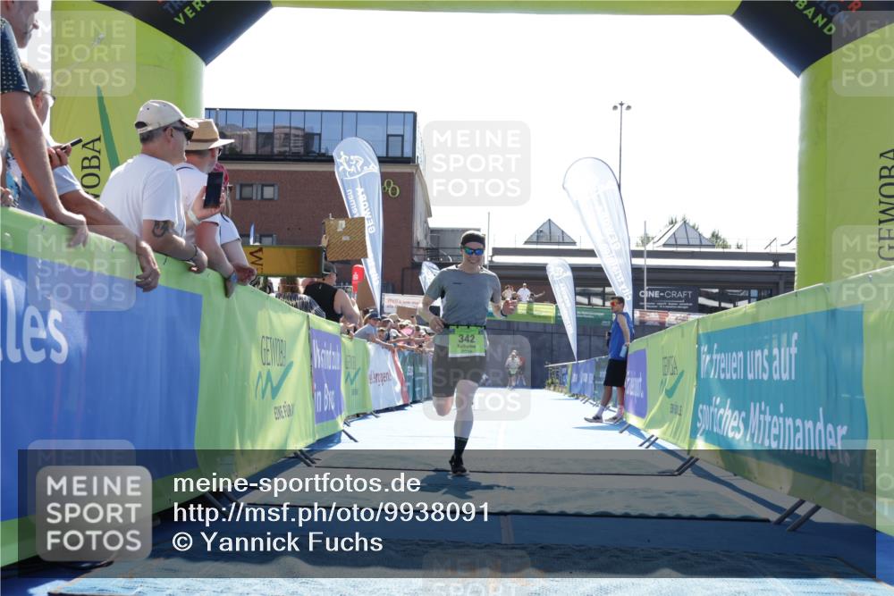 09.08.2026 - GEWOBA Citytriathlon Bremen Yannick Fuchs http://msf.ph/oto/9938091 09.08.2026 15:23:37 Ziel 47, 342 meine-sportfotos.de