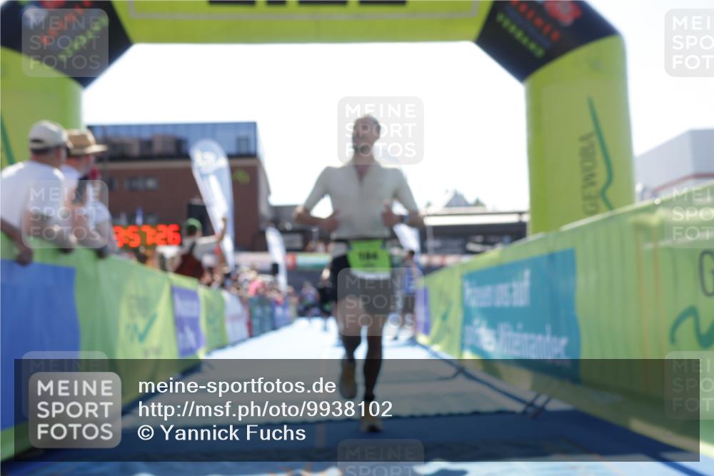 09.08.2026 - GEWOBA Citytriathlon Bremen Yannick Fuchs http://msf.ph/oto/9938102 09.08.2026 15:23:49 Ziel 10, 148, 164, 235 meine-sportfotos.de