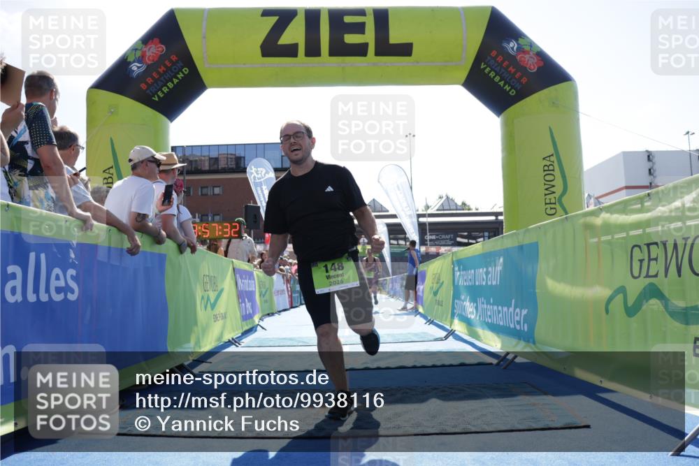 09.08.2026 - GEWOBA Citytriathlon Bremen Yannick Fuchs http://msf.ph/oto/9938116 09.08.2026 15:23:55 Ziel 10, 148, 235, 493 meine-sportfotos.de