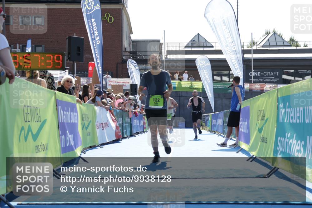 09.08.2026 - GEWOBA Citytriathlon Bremen Yannick Fuchs http://msf.ph/oto/9938128 09.08.2026 15:24:02 Ziel 122, 358, 412, 493 meine-sportfotos.de