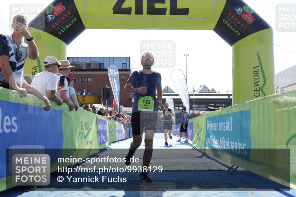 09.08.2026 - GEWOBA Citytriathlon Bremen Yannick Fuchs http://msf.ph/oto/9938129 09.08.2026 15:24:04 Ziel 122, 358, 412 meine-sportfotos.de