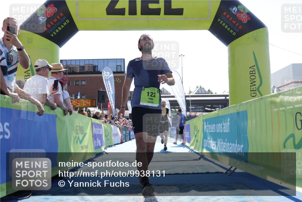 09.08.2026 - GEWOBA Citytriathlon Bremen Yannick Fuchs http://msf.ph/oto/9938131 09.08.2026 15:24:04 Ziel 122, 358, 412 meine-sportfotos.de