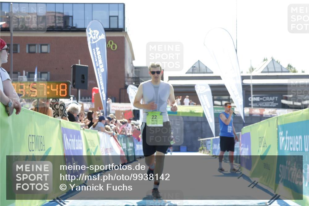 09.08.2026 - GEWOBA Citytriathlon Bremen Yannick Fuchs http://msf.ph/oto/9938142 09.08.2026 15:24:11 Ziel 22, 358 meine-sportfotos.de