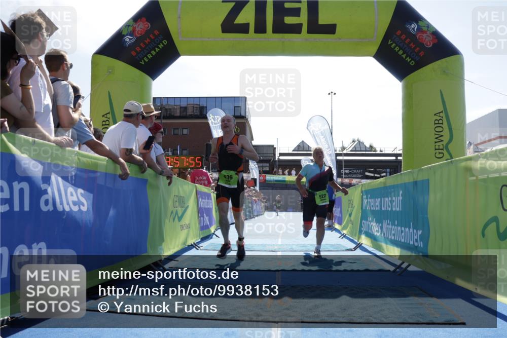 09.08.2026 - GEWOBA Citytriathlon Bremen Yannick Fuchs http://msf.ph/oto/9938153 09.08.2026 15:24:18 Ziel 436, 522 meine-sportfotos.de