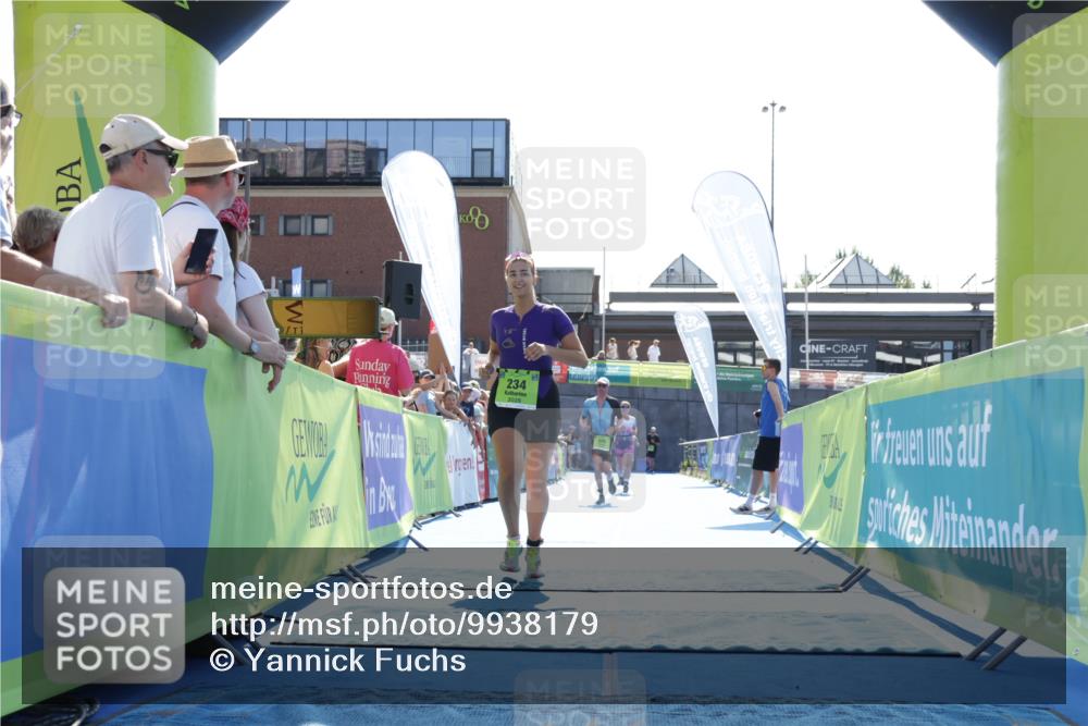 09.08.2026 - GEWOBA Citytriathlon Bremen Yannick Fuchs http://msf.ph/oto/9938179 09.08.2026 15:24:32 Ziel 234, 250, 276, 405 meine-sportfotos.de
