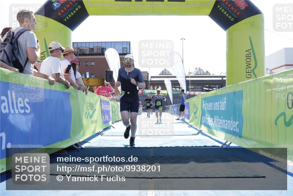 09.08.2026 - GEWOBA Citytriathlon Bremen Yannick Fuchs http://msf.ph/oto/9938201 09.08.2026 15:24:41 Ziel 73, 250, 391, 405, 410 meine-sportfotos.de