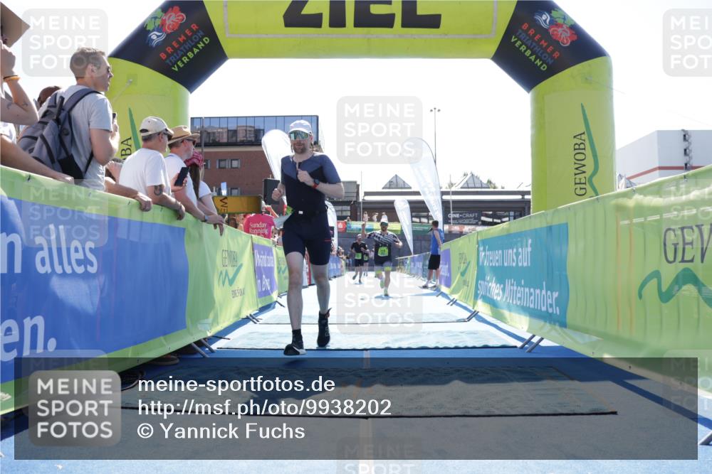09.08.2026 - GEWOBA Citytriathlon Bremen Yannick Fuchs http://msf.ph/oto/9938202 09.08.2026 15:24:41 Ziel 73, 250, 391, 405, 410 meine-sportfotos.de