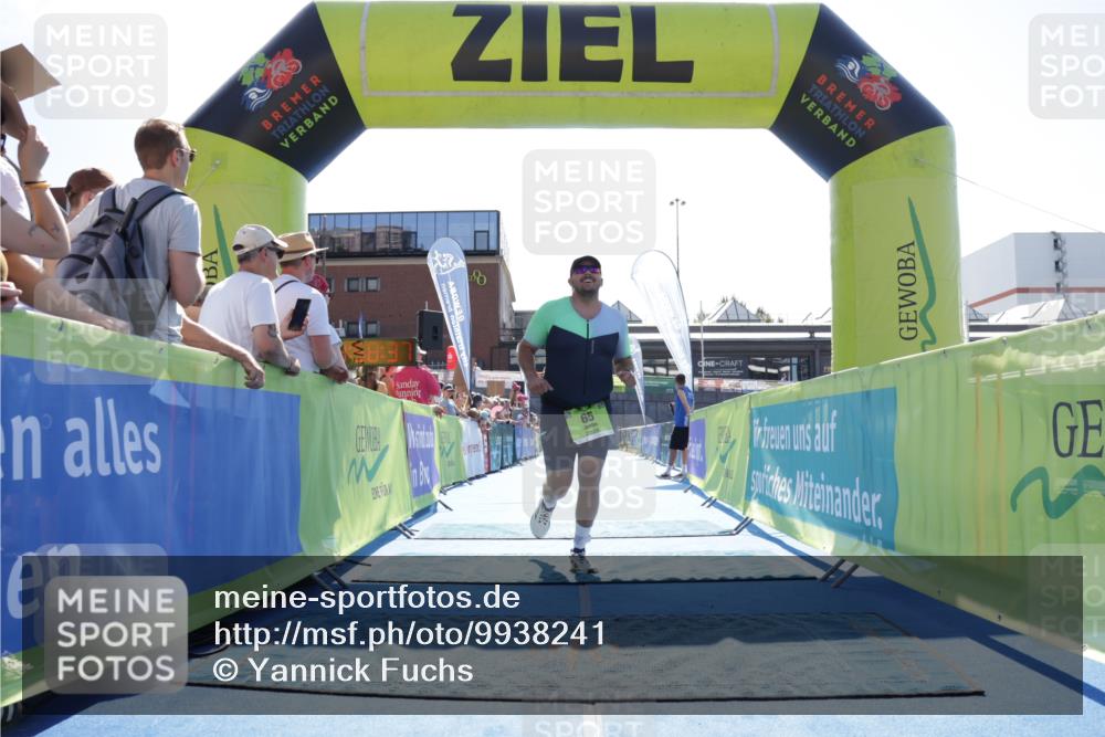 09.08.2026 - GEWOBA Citytriathlon Bremen Yannick Fuchs http://msf.ph/oto/9938241 09.08.2026 15:25:00 Ziel 58, 65, 300, 311 meine-sportfotos.de