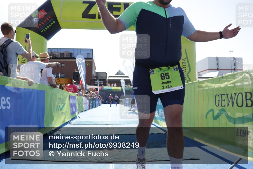 09.08.2026 - GEWOBA Citytriathlon Bremen Yannick Fuchs http://msf.ph/oto/9938249 09.08.2026 15:25:02 Ziel 58, 65, 300, 311 meine-sportfotos.de