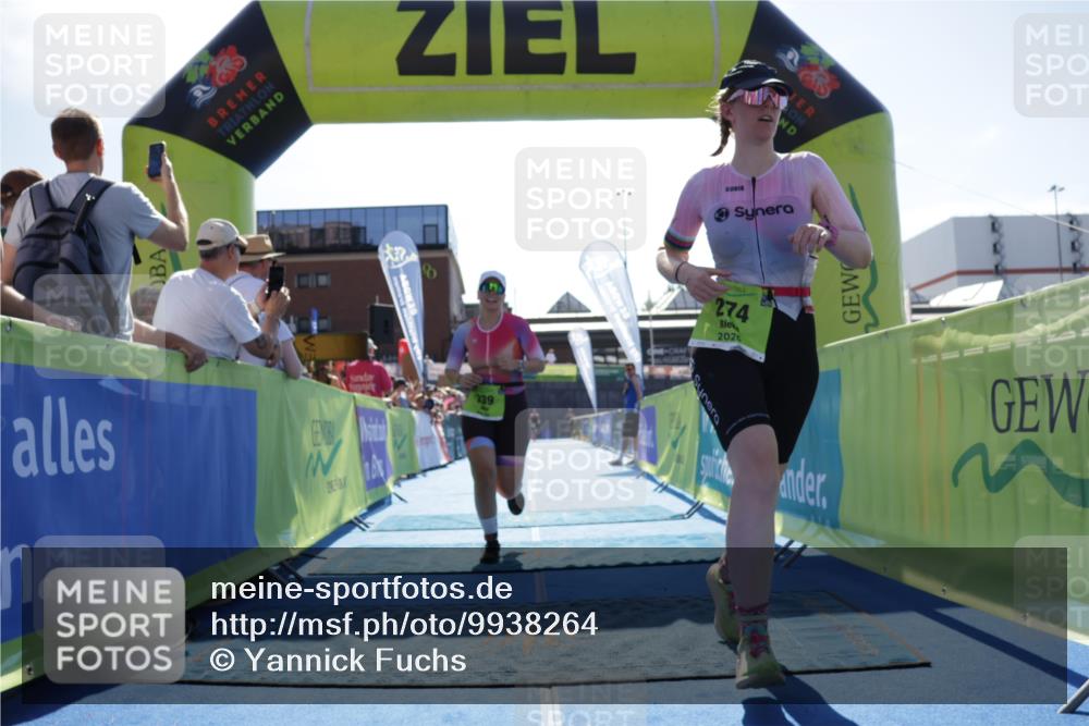 09.08.2026 - GEWOBA Citytriathlon Bremen Yannick Fuchs http://msf.ph/oto/9938264 09.08.2026 15:25:08 Ziel 239, 274 meine-sportfotos.de