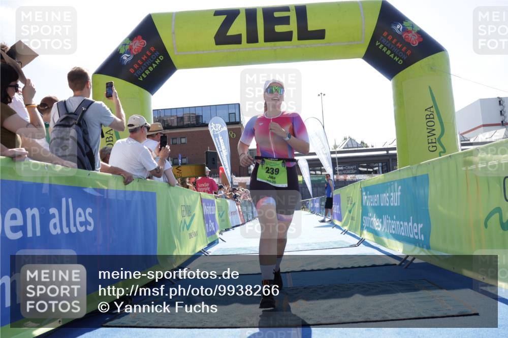 09.08.2026 - GEWOBA Citytriathlon Bremen Yannick Fuchs http://msf.ph/oto/9938266 09.08.2026 15:25:09 Ziel 239, 274 meine-sportfotos.de