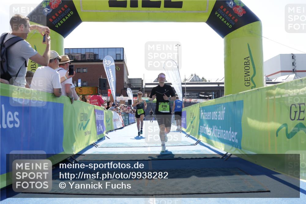 09.08.2026 - GEWOBA Citytriathlon Bremen Yannick Fuchs http://msf.ph/oto/9938282 09.08.2026 15:25:20 Ziel 316, 320, 437 meine-sportfotos.de