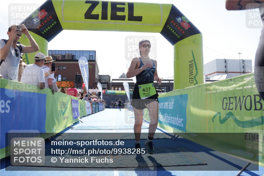 09.08.2026 - GEWOBA Citytriathlon Bremen Yannick Fuchs http://msf.ph/oto/9938285 09.08.2026 15:25:22 Ziel 316, 320, 437 meine-sportfotos.de