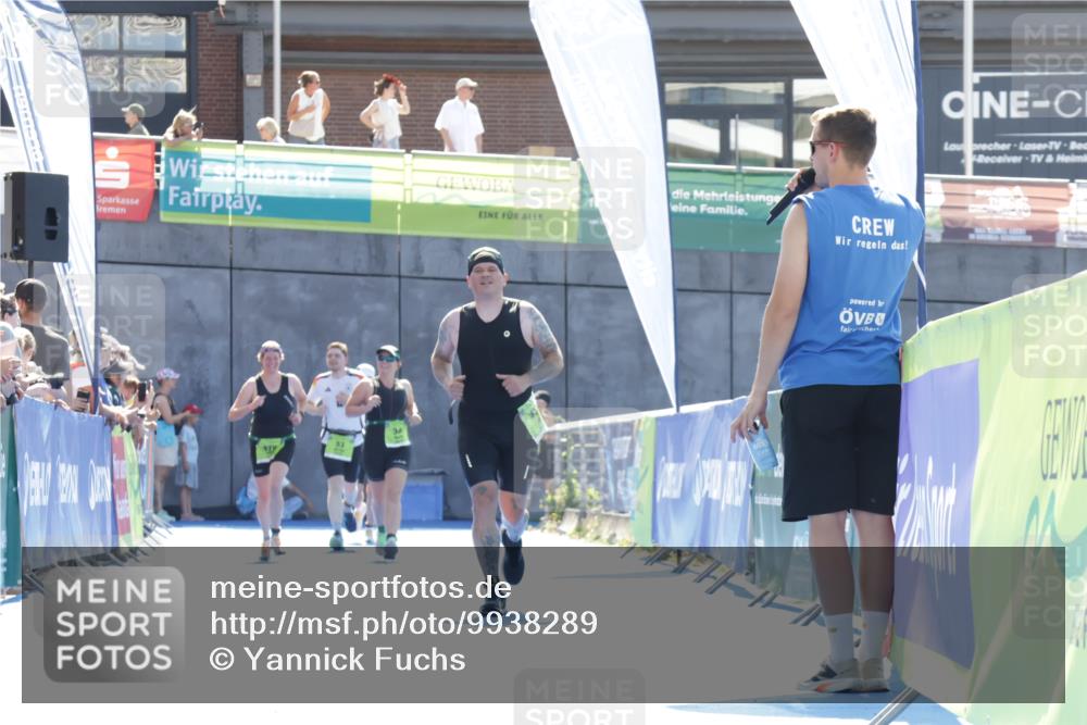 09.08.2026 - GEWOBA Citytriathlon Bremen Yannick Fuchs http://msf.ph/oto/9938289 09.08.2026 15:25:25 Ziel 437 meine-sportfotos.de