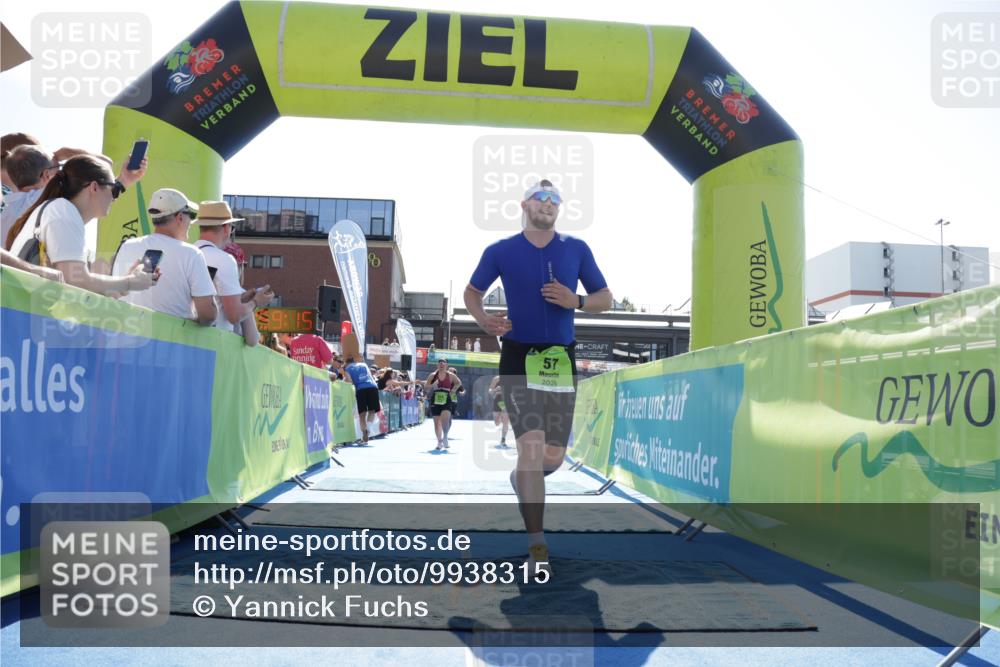 09.08.2026 - GEWOBA Citytriathlon Bremen Yannick Fuchs http://msf.ph/oto/9938315 09.08.2026 15:25:38 Ziel 53, 57, 64, 261, 335, 344, 479 meine-sportfotos.de