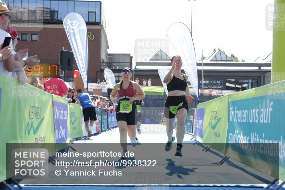 09.08.2026 - GEWOBA Citytriathlon Bremen Yannick Fuchs http://msf.ph/oto/9938322 09.08.2026 15:25:40 Ziel 53, 57, 64, 261, 335 meine-sportfotos.de
