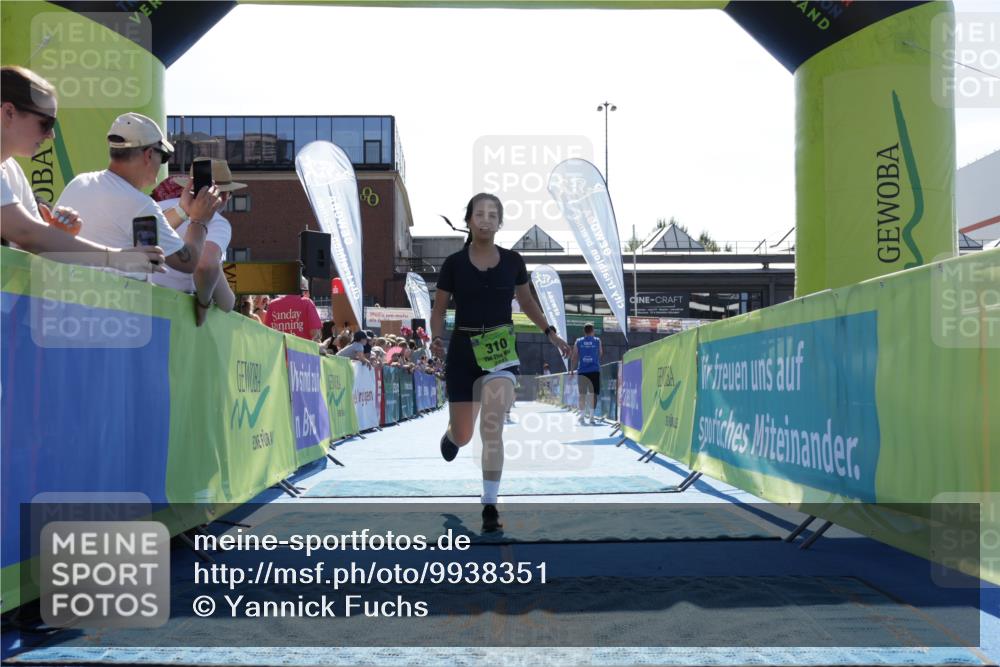 09.08.2026 - GEWOBA Citytriathlon Bremen Yannick Fuchs http://msf.ph/oto/9938351 09.08.2026 15:25:58 Ziel 310, 347 meine-sportfotos.de