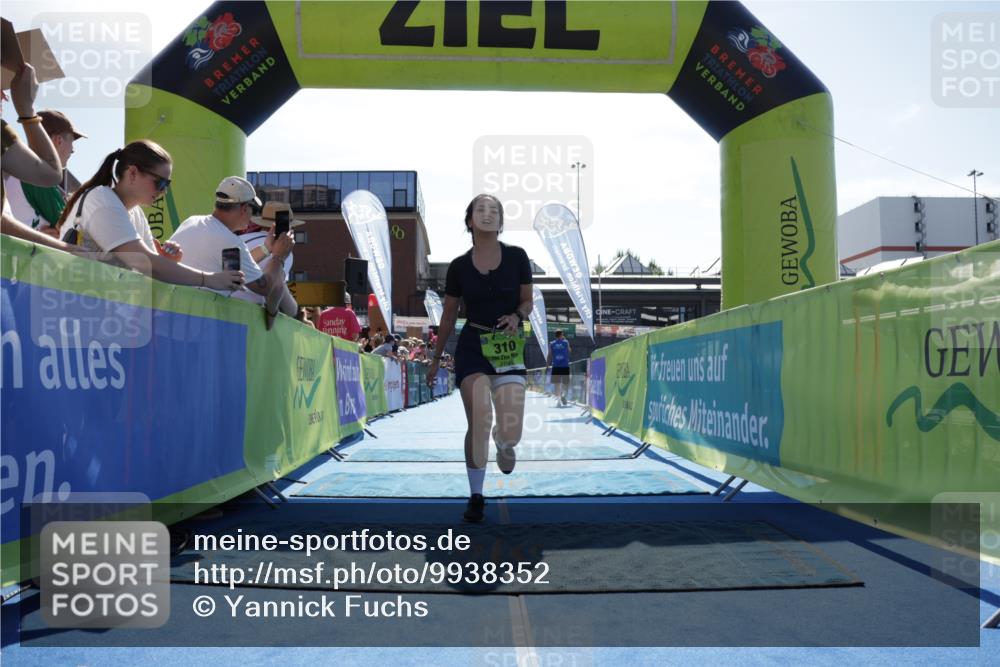09.08.2026 - GEWOBA Citytriathlon Bremen Yannick Fuchs http://msf.ph/oto/9938352 09.08.2026 15:25:58 Ziel 310, 347 meine-sportfotos.de