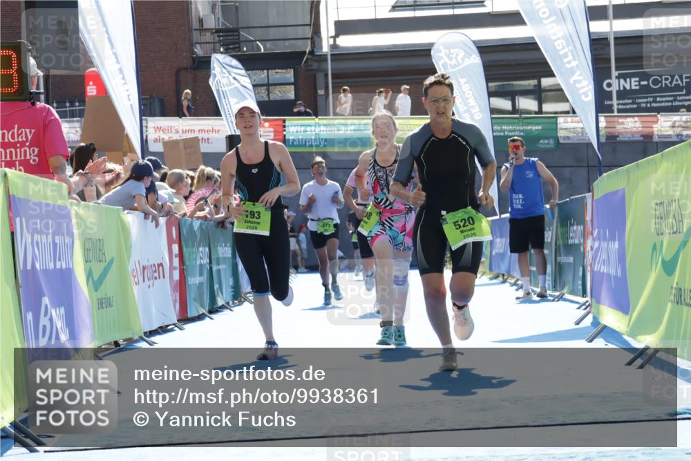 09.08.2026 - GEWOBA Citytriathlon Bremen Yannick Fuchs http://msf.ph/oto/9938361 09.08.2026 15:26:06 Ziel 193, 347, 388, 411, 508, 520 meine-sportfotos.de