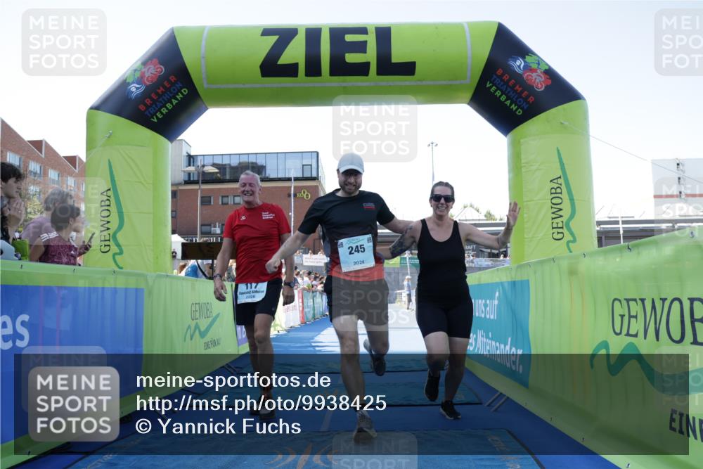 09.08.2026 - GEWOBA Citytriathlon Bremen Yannick Fuchs http://msf.ph/oto/9938425 09.08.2026 11:41:53 Ziel 117, 245 meine-sportfotos.de