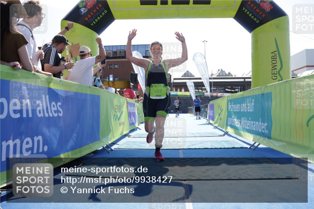 09.08.2026 - GEWOBA Citytriathlon Bremen Yannick Fuchs http://msf.ph/oto/9938427 09.08.2026 15:26:27 Ziel 262, 409, 435, 963 meine-sportfotos.de