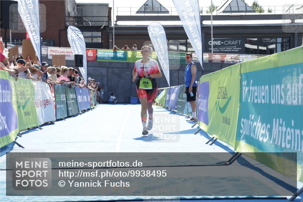 09.08.2026 - GEWOBA Citytriathlon Bremen Yannick Fuchs http://msf.ph/oto/9938495 09.08.2026 15:26:46 Ziel 264, 515 meine-sportfotos.de