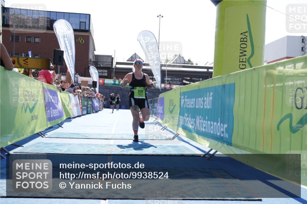 09.08.2026 - GEWOBA Citytriathlon Bremen Yannick Fuchs http://msf.ph/oto/9938524 09.08.2026 15:27:01 Ziel 212, 338 meine-sportfotos.de