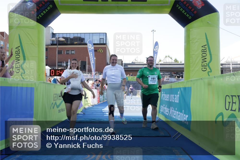 09.08.2026 - GEWOBA Citytriathlon Bremen Yannick Fuchs http://msf.ph/oto/9938525 09.08.2026 11:42:54 Ziel 67, 509 meine-sportfotos.de