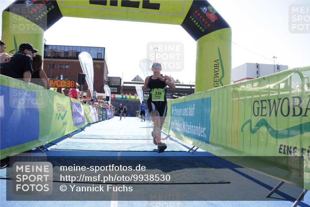 09.08.2026 - GEWOBA Citytriathlon Bremen Yannick Fuchs http://msf.ph/oto/9938530 09.08.2026 15:27:01 Ziel 212, 338 meine-sportfotos.de