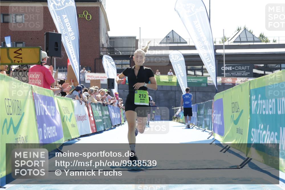 09.08.2026 - GEWOBA Citytriathlon Bremen Yannick Fuchs http://msf.ph/oto/9938539 09.08.2026 15:27:05 Ziel 212, 338 meine-sportfotos.de