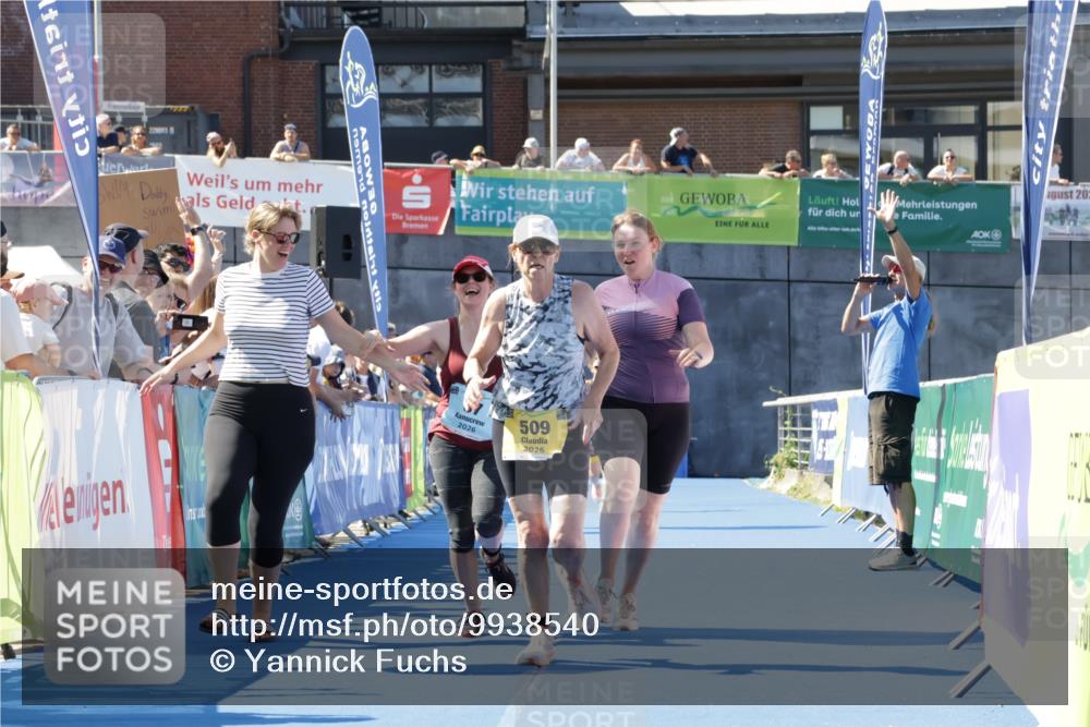 09.08.2026 - GEWOBA Citytriathlon Bremen Yannick Fuchs http://msf.ph/oto/9938540 09.08.2026 11:42:57 Ziel 67, 509 meine-sportfotos.de