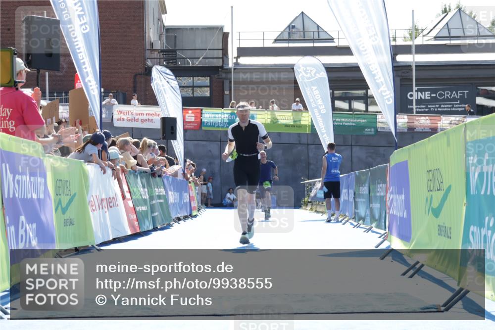 09.08.2026 - GEWOBA Citytriathlon Bremen Yannick Fuchs http://msf.ph/oto/9938555 09.08.2026 15:27:10 Ziel 212, 375 meine-sportfotos.de