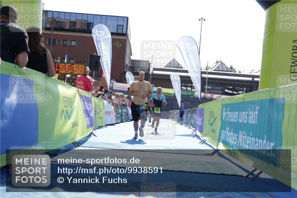09.08.2026 - GEWOBA Citytriathlon Bremen Yannick Fuchs http://msf.ph/oto/9938591 09.08.2026 15:27:21 Ziel 20, 367, 424, 454 meine-sportfotos.de