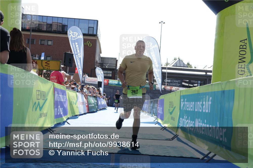 09.08.2026 - GEWOBA Citytriathlon Bremen Yannick Fuchs http://msf.ph/oto/9938614 09.08.2026 15:27:26 Ziel 20, 367, 424 meine-sportfotos.de