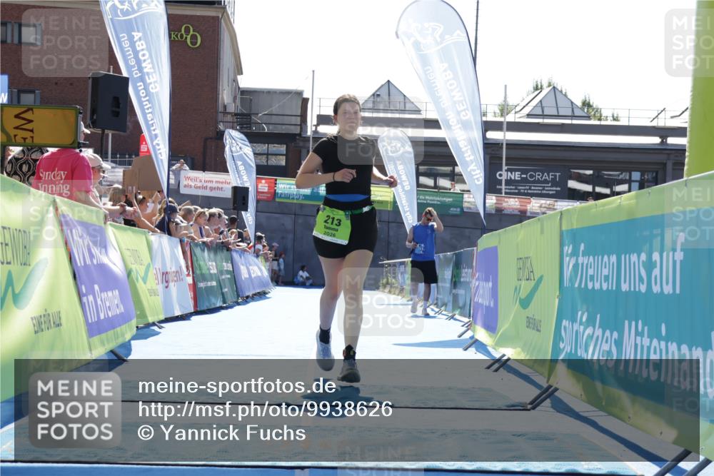 09.08.2026 - GEWOBA Citytriathlon Bremen Yannick Fuchs http://msf.ph/oto/9938626 09.08.2026 15:27:32 Ziel 213 meine-sportfotos.de