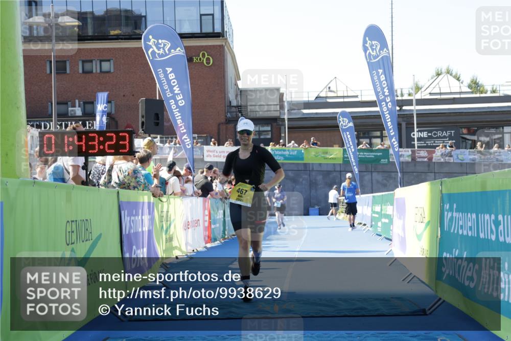 09.08.2026 - GEWOBA Citytriathlon Bremen Yannick Fuchs http://msf.ph/oto/9938629 09.08.2026 11:43:27 Ziel 467 meine-sportfotos.de