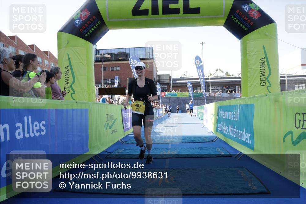 09.08.2026 - GEWOBA Citytriathlon Bremen Yannick Fuchs http://msf.ph/oto/9938631 09.08.2026 11:43:29 Ziel 467 meine-sportfotos.de