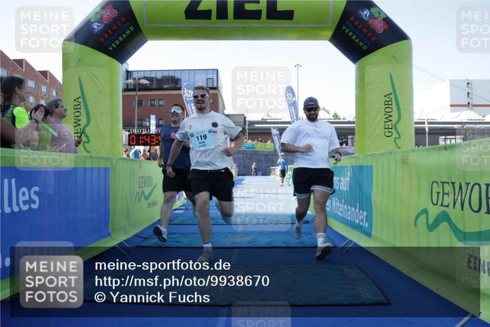 09.08.2026 - GEWOBA Citytriathlon Bremen Yannick Fuchs http://msf.ph/oto/9938670 09.08.2026 11:43:44 Ziel 119, 491 meine-sportfotos.de