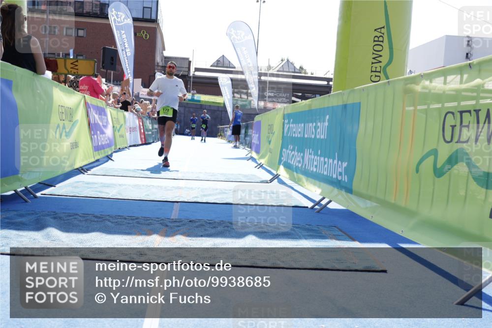 09.08.2026 - GEWOBA Citytriathlon Bremen Yannick Fuchs http://msf.ph/oto/9938685 09.08.2026 15:28:09 Ziel 172, 324 meine-sportfotos.de