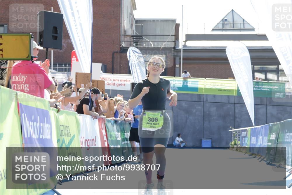 09.08.2026 - GEWOBA Citytriathlon Bremen Yannick Fuchs http://msf.ph/oto/9938707 09.08.2026 15:28:26 Ziel 121, 306 meine-sportfotos.de