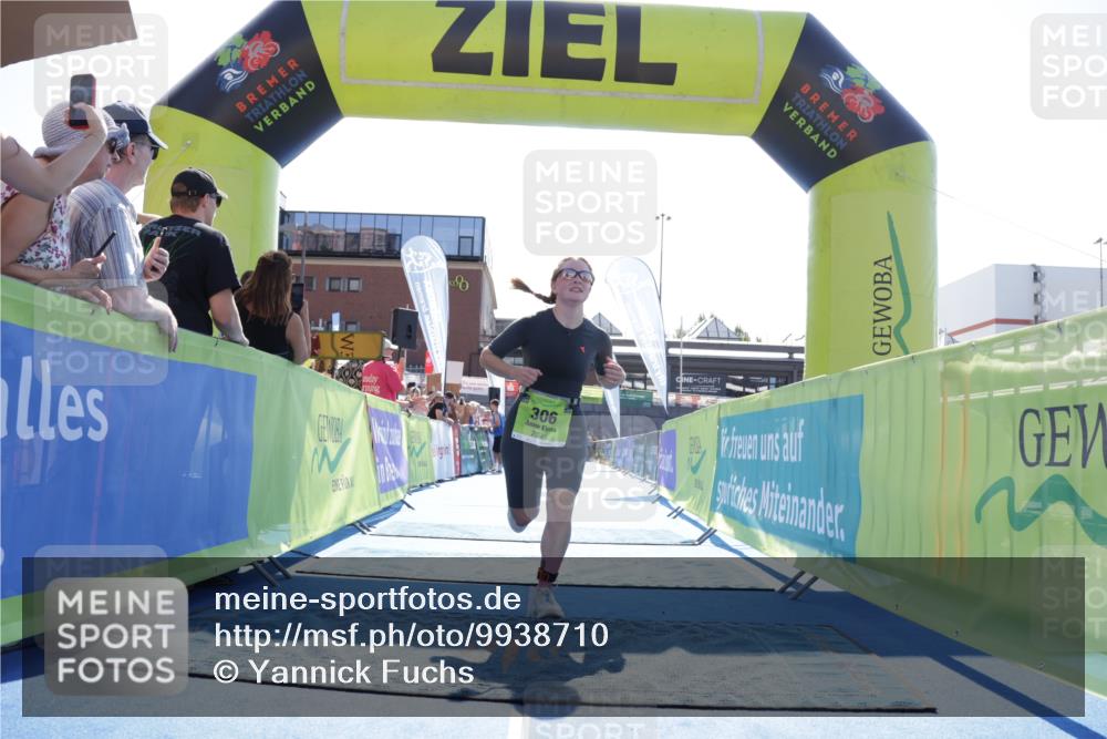 09.08.2026 - GEWOBA Citytriathlon Bremen Yannick Fuchs http://msf.ph/oto/9938710 09.08.2026 15:28:28 Ziel 306 meine-sportfotos.de