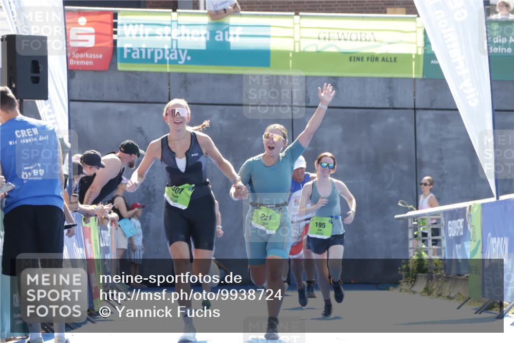 09.08.2026 - GEWOBA Citytriathlon Bremen Yannick Fuchs http://msf.ph/oto/9938724 09.08.2026 15:28:34 Ziel 221, 307 meine-sportfotos.de
