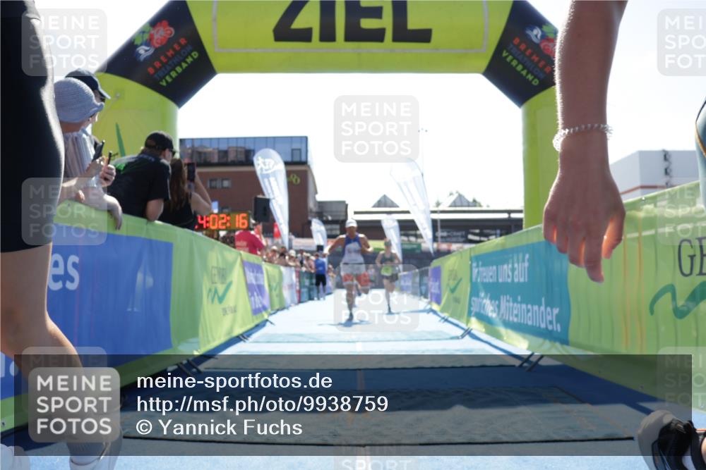 09.08.2026 - GEWOBA Citytriathlon Bremen Yannick Fuchs http://msf.ph/oto/9938759 09.08.2026 15:28:40 Ziel 195, 221, 293, 307, 392, 494 meine-sportfotos.de