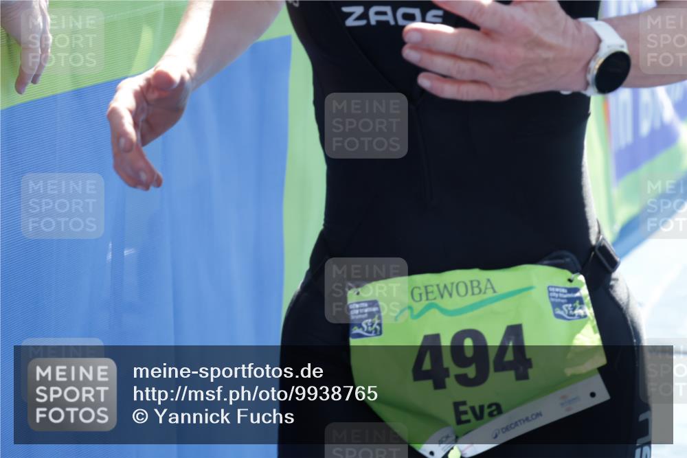 09.08.2026 - GEWOBA Citytriathlon Bremen Yannick Fuchs http://msf.ph/oto/9938765 09.08.2026 15:28:43 Ziel 195, 221, 227, 293, 307, 392, 494 meine-sportfotos.de
