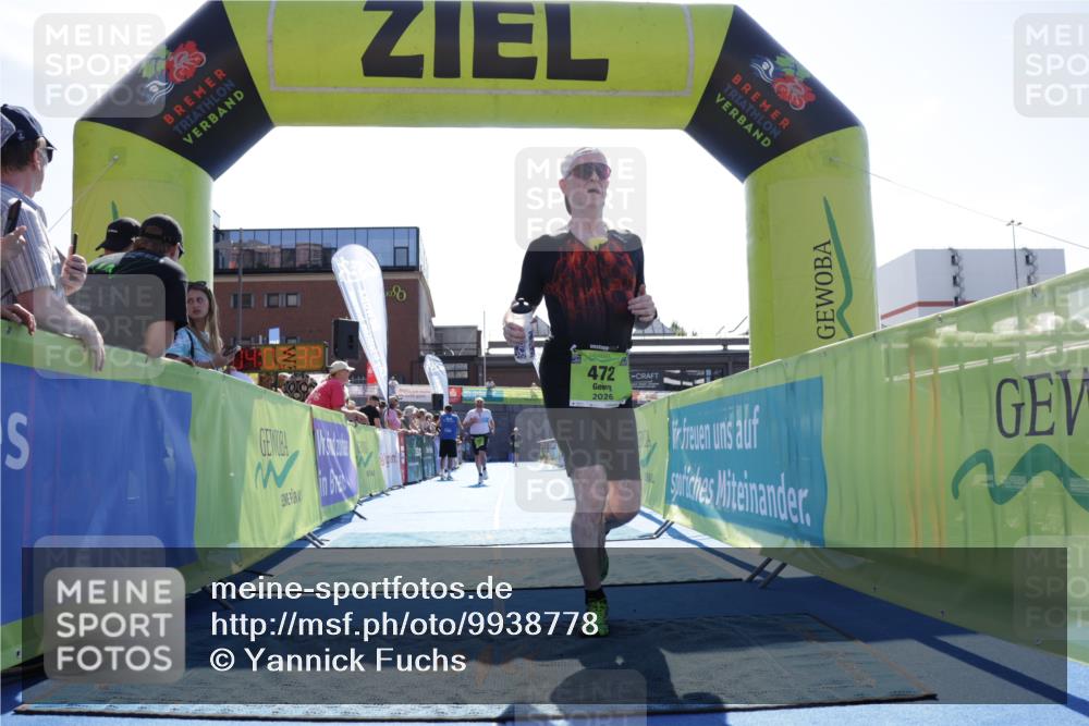 09.08.2026 - GEWOBA Citytriathlon Bremen Yannick Fuchs http://msf.ph/oto/9938778 09.08.2026 15:28:55 Ziel 115, 152, 472 meine-sportfotos.de