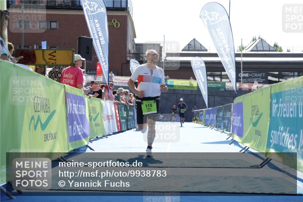 09.08.2026 - GEWOBA Citytriathlon Bremen Yannick Fuchs http://msf.ph/oto/9938783 09.08.2026 15:28:58 Ziel 115, 152, 472 meine-sportfotos.de