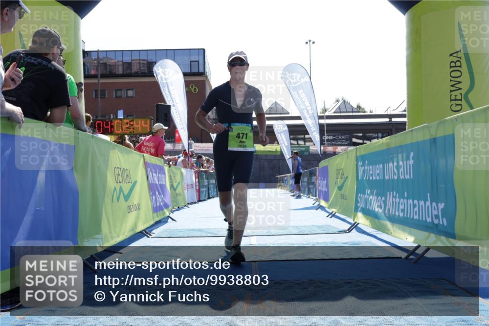 09.08.2026 - GEWOBA Citytriathlon Bremen Yannick Fuchs http://msf.ph/oto/9938803 09.08.2026 15:29:07 Ziel 471, 480 meine-sportfotos.de