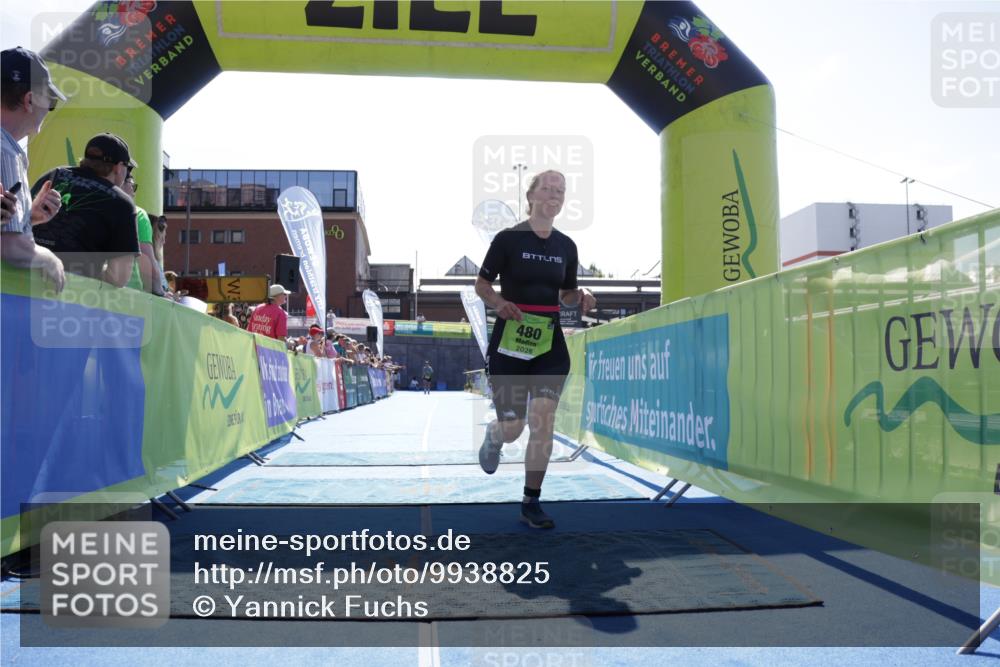 09.08.2026 - GEWOBA Citytriathlon Bremen Yannick Fuchs http://msf.ph/oto/9938825 09.08.2026 15:29:13 Ziel 480 meine-sportfotos.de