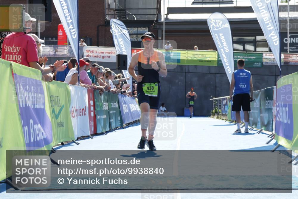 09.08.2026 - GEWOBA Citytriathlon Bremen Yannick Fuchs http://msf.ph/oto/9938840 09.08.2026 15:29:29 Ziel 296, 438 meine-sportfotos.de